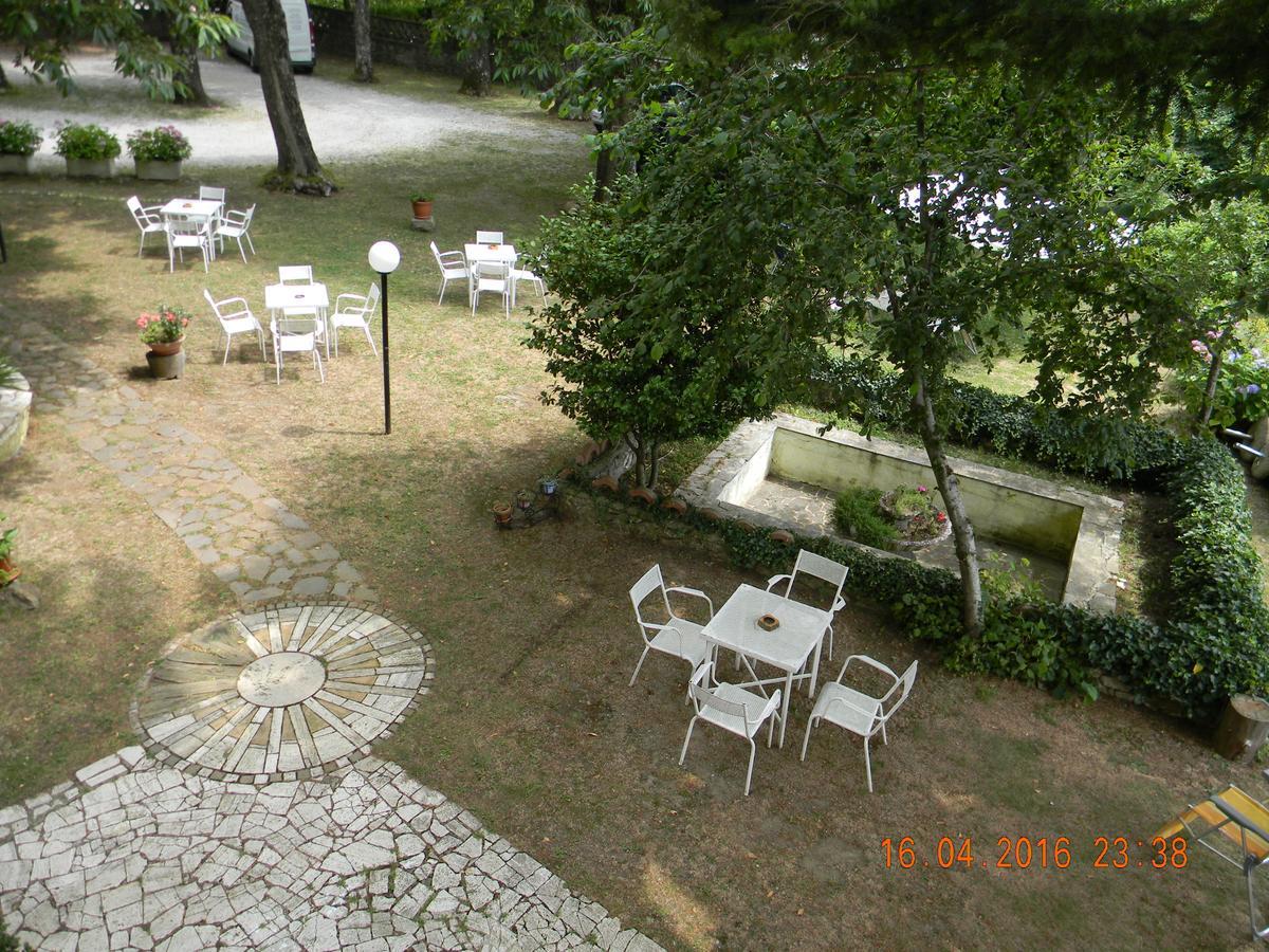 Albergo Ristorante Ragno D'Oro Piancastagnaio Exteriör bild