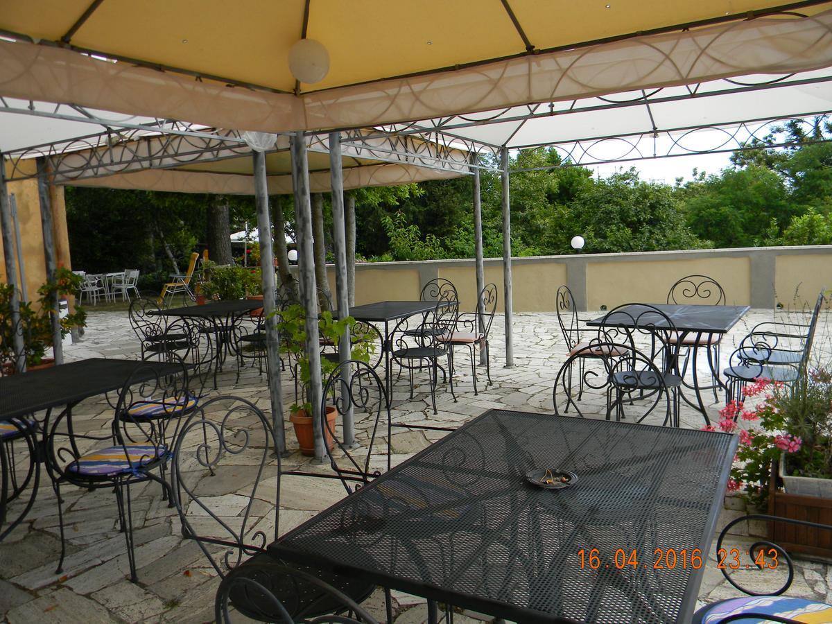 Albergo Ristorante Ragno D'Oro Piancastagnaio Exteriör bild