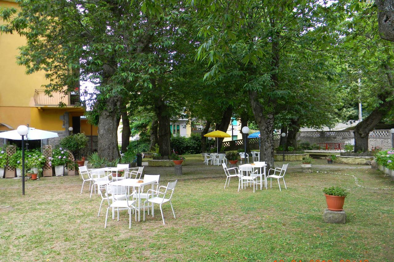 Albergo Ristorante Ragno D'Oro Piancastagnaio Exteriör bild